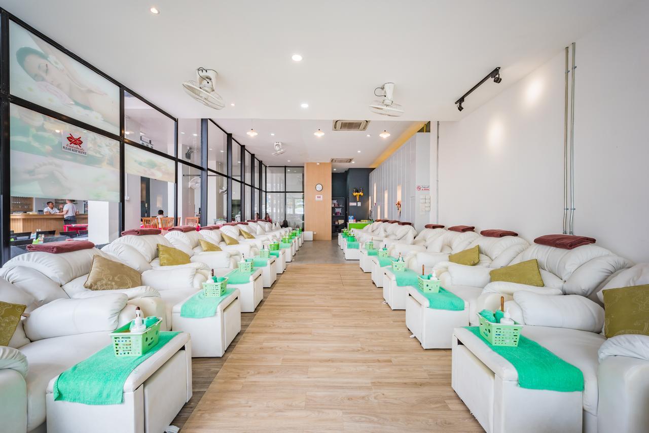 Royal Luxury Hotel Patong Экстерьер фото
